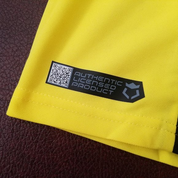 Borussia Dortmund Soccer Jersey - Picture 3 of 4